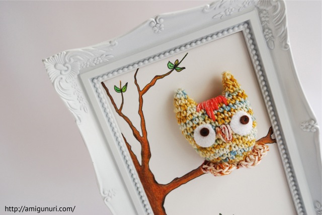 Owl framed detail