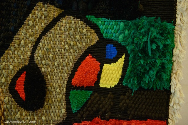 Detalle del tapiz de Miró
