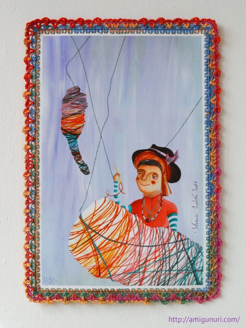 Ilustración de Nívola Uyá, marco tejido por Amigunuri